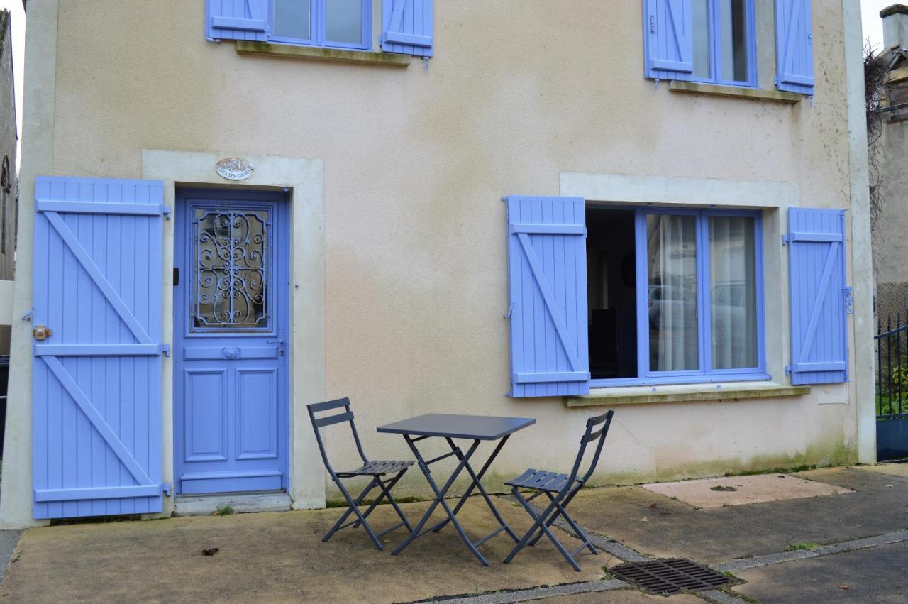 Les Volets Bleus - Duplex Proche Plage Et Centre Arromanches-les-Bains Exterior foto